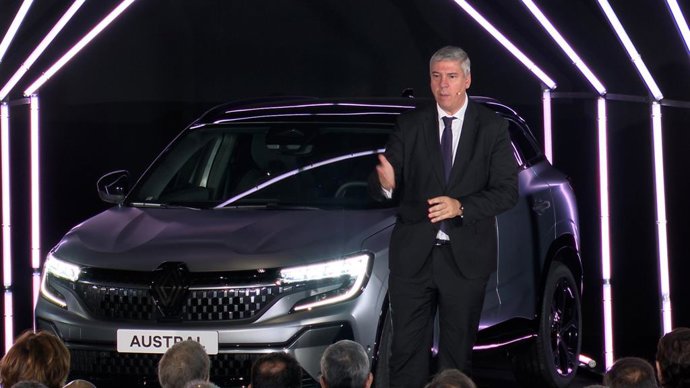 De Los Mozos no prevé "cambios mayores" en las factorías y desvincula a Renault de la planta de baterías de Valladolid