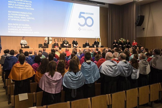 Acto de Apertura del nuevo curso académico de la CEU-UCH