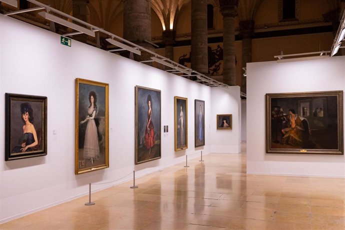 La vicealcaldesa y consejera de Cultura y Proyección Exterior, Sara Fernández, presenta la exposición Zuloaga, Goya y Aragón: la fuerza del carácter, que estará abierta al público desde el 7 de octubre y hasta el próximo 8 de enero de 2023 en La Lonja.