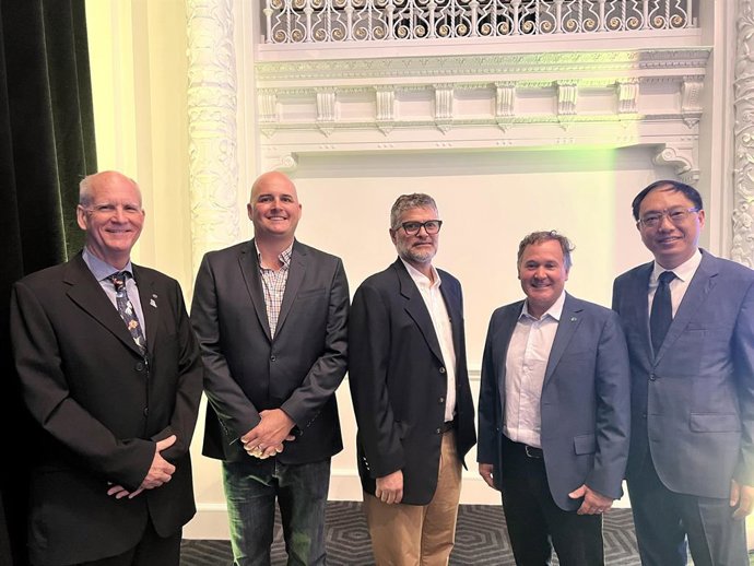 F3 Challenge Winners (Left to Right) University of Arizona Professor Kevin Fitzsimmons, Star Milling Co. VP/General Manager Paul Cramer, Empagran Technical Advisor Pablo Intriago, Veramaris Business Development Director Jorge Torres, and Jiangsu Fuhai B