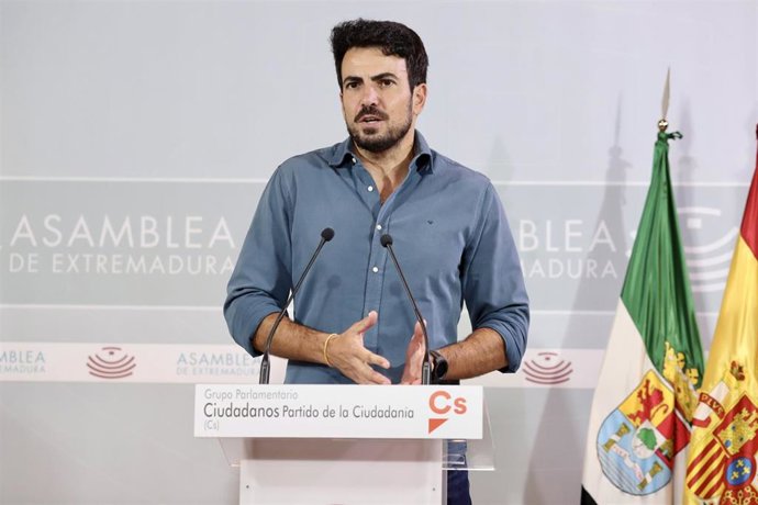 David Salazar, en una comparecencia en la Asamblea.