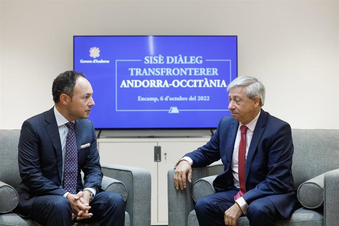El jefe de Gobierno de Andorra, Xavier Espot, y el prefecto de Occitania y del Alto-Garona, Étienne Guyot