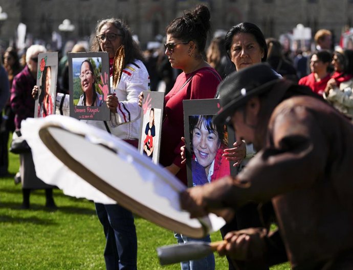 Familiares rinde homenaje a personas muertas en Canadá (ARCHIVO)