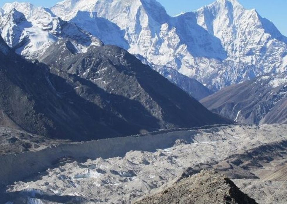 Archivo - Imagen de archivo de la cordillera del Himalaya 