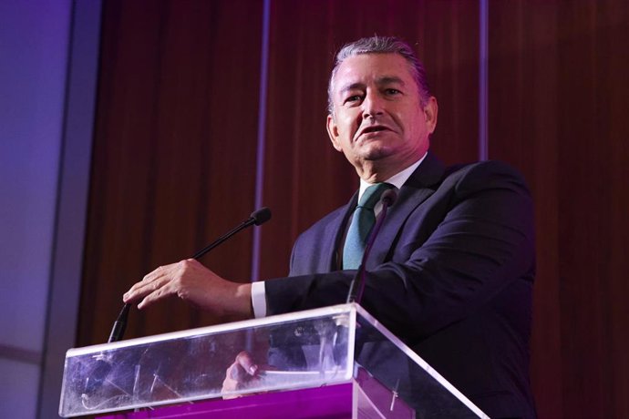 El consejero de Presidencia, Interior y Diálogo Social de la Junta de Andalucía, Antonio Sanz