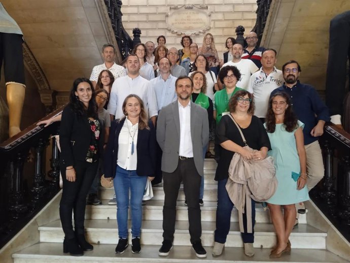 El regidor de Educación del Ayuntamiento de Palma, Lloren Carrió, presenta el nuevo programa de PalmaEduca.