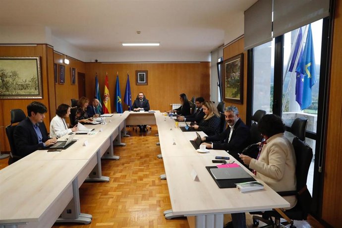 Reunión del Consejo de Gobierno en Ribera de Arriba