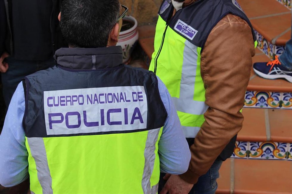 La Policía Nacional libera a una menor que ejercía la prostitución en una casa de citas