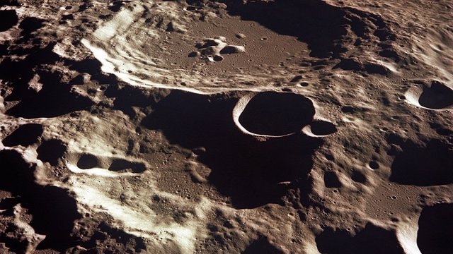 Cráter lunar captado por la misión Apolo 11