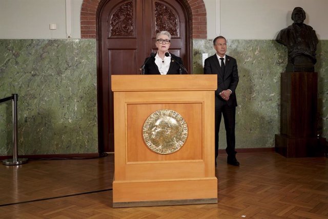 Berit Reiss-Andersen, presidenta del Comité Noruego, al anunciar el Nobel de la Paz