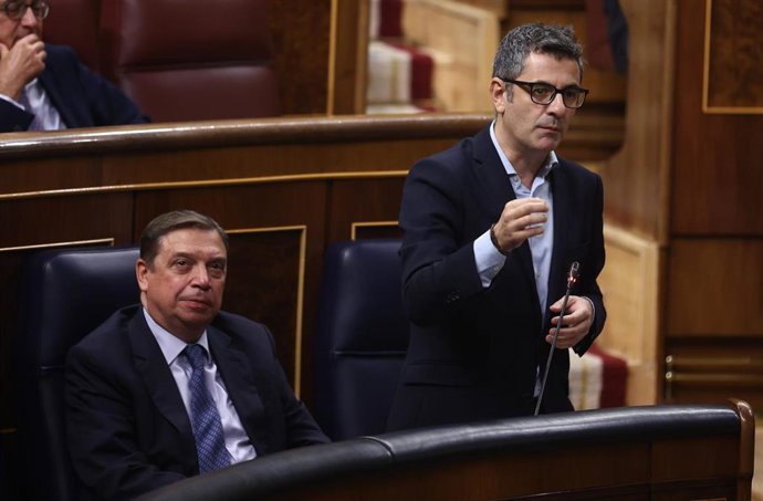 El ministro de la Presidencia, Relaciones con las Cortes y Memoria Democrática, Félix Bolaños, interviene durante la sesión de control al Gobierno del Pleno del Congreso, a 5 de octubre de 2022, en Madrid (España).