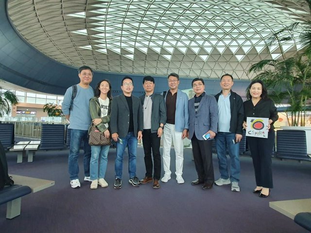 Visita de agentes coreanos a España.