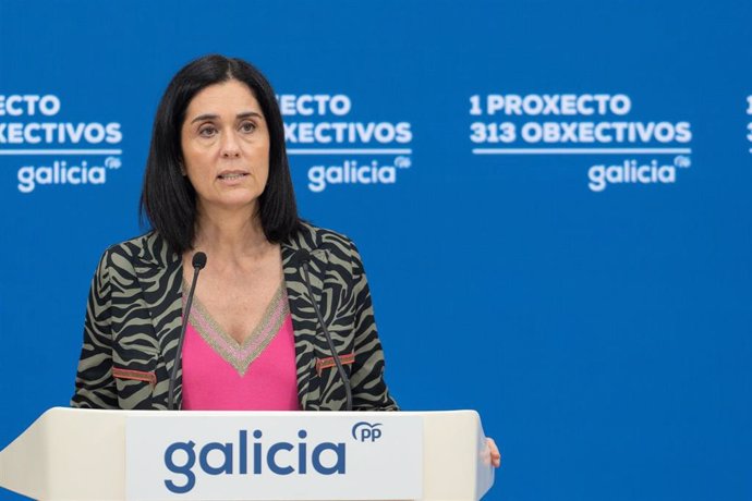 A secretaria xeral do PPdeG, Paula Prado, en rolda de prensa.