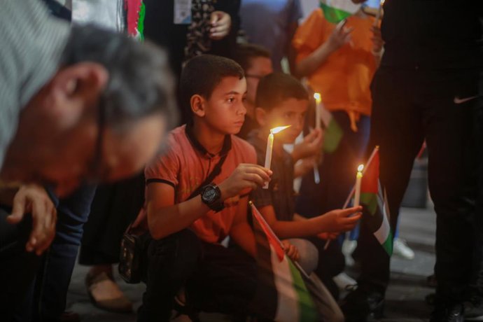 Archivo - Imagen de archivo de un niño palestino en la Franja de Gaza 