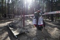 Ucrania confirma la exhumación de 60 cadáveres en Liman tras la expulsión de las tropas rusas