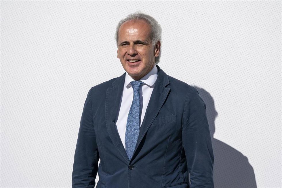 Archivo - El consejero de Sanidad de la Comunidad de Madrid, Enrique Ruiz Escudero