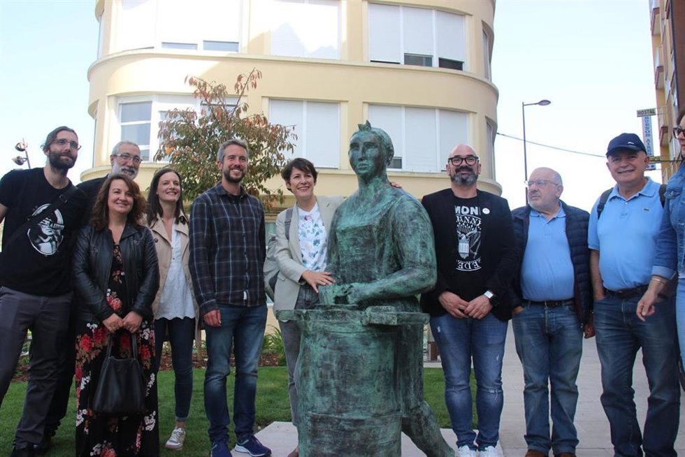 Corte, Fotos E Pé De Foto Visita Ana Pontón San Froilán 2022