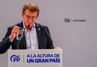 Feijóo pide a Sánchez que el PSOE "no pacte" con ERC en Cataluña tras la salida de Junts