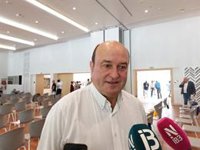 Ortuzar (PNV) cree que "hace falta un partido genuinamente balear como El PI" para "cambiar el estado español"