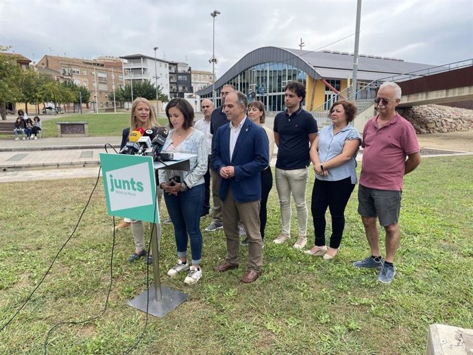 El secretario general de Junts, Jordi Turull, presentando la candidata del partido de Móra la Nova