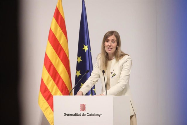 Archivo - La consellera de Acción Exterior y Gobierno Abierto de la Generalitat, Victòria Alsina