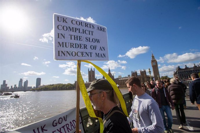 Manifestación a favor del fundador de Wikileaks, Julian Assange, en Londres