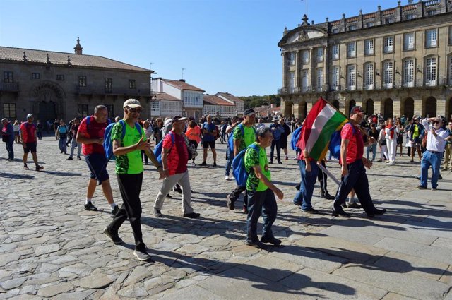 Los peregrinos de 'Asprodema' llegan a Santiago de Compostela