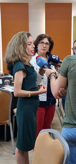 La presidenta de la Fundación Juana Reyes, Isabel Aguilar