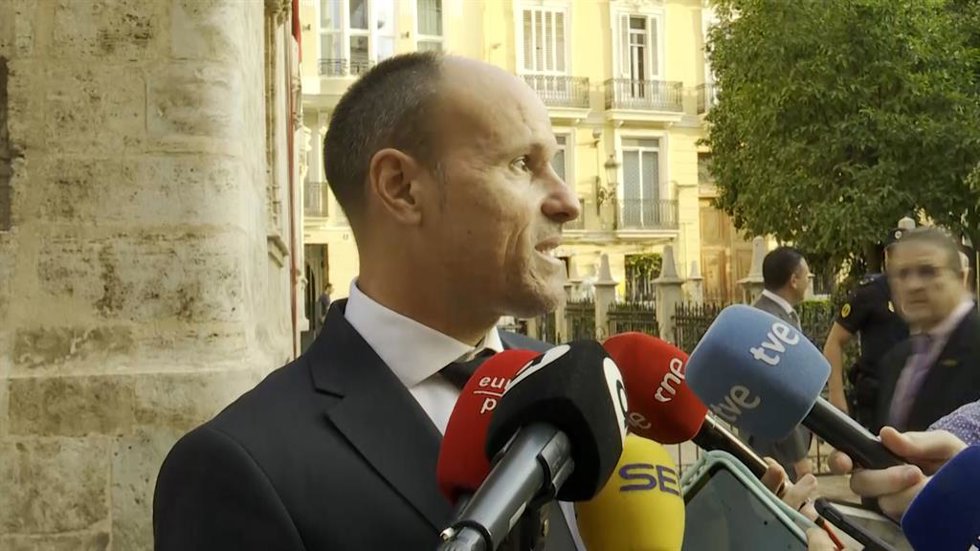 El árbitro Mateu Lahoz, embajador de la Comunitat Valenciana
