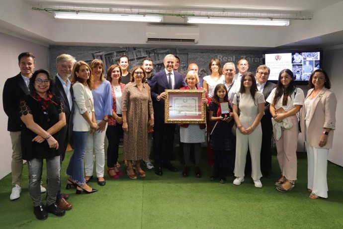 Entrega de la Medalla de Oro a título póstumo a José Luis Violeta.