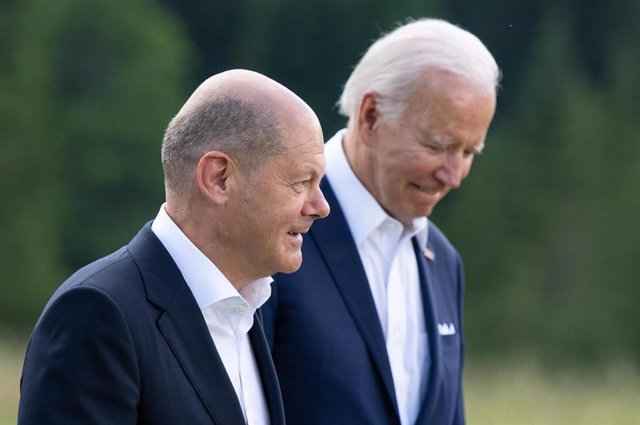 Archivo - El canciller de Alemania, Olaf Scholz, y el presidente de EEUU, Joe Biden, en Elmau, Bavaria