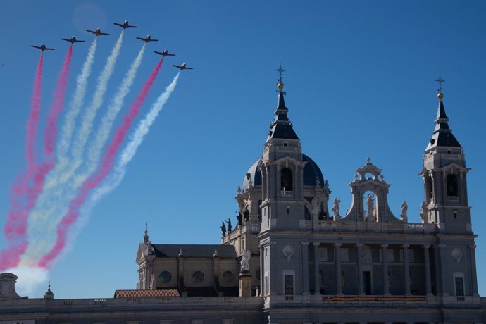 Archivo - Imágenes generales del acto que se celebra en la plaza de la Armería del Palacio Real con motivo del Día de la Fiesta Nacional o Día de la Hispanidad, en Madrid (España), a 12 de octubre de 2020. La celebración este año es mucho más íntima sin