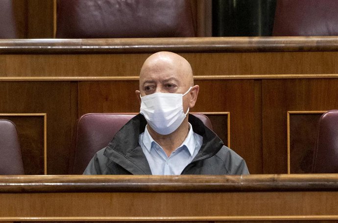 Archivo - El diputado vasco del PSOE, Odón Elorza, a su llegada a una sesión plenaria del Congreso de los Diputados