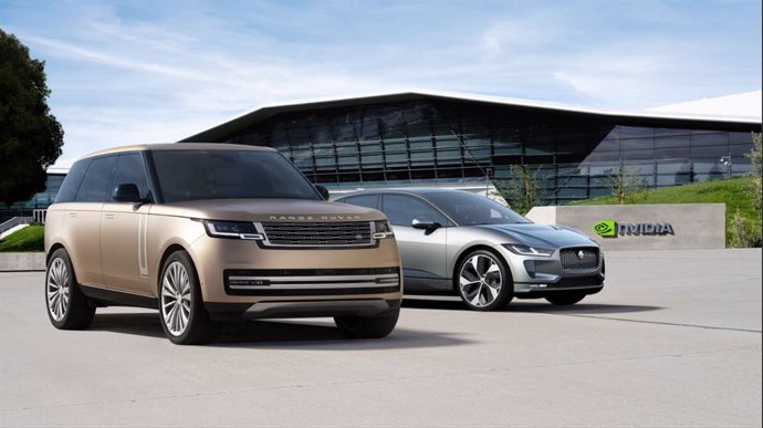 Archivo - Economía/Motor.- Jaguar Land Rover casi duplicará su plantilla en España con la creación de un 'hub' de ingeniería