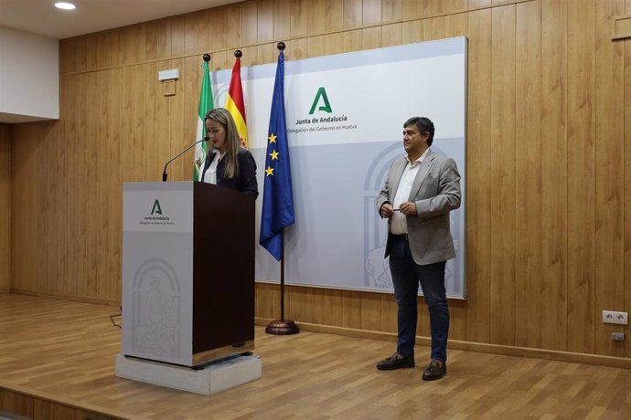 Nota Y Foto Junta (Presentación Programa Ecovivienda)