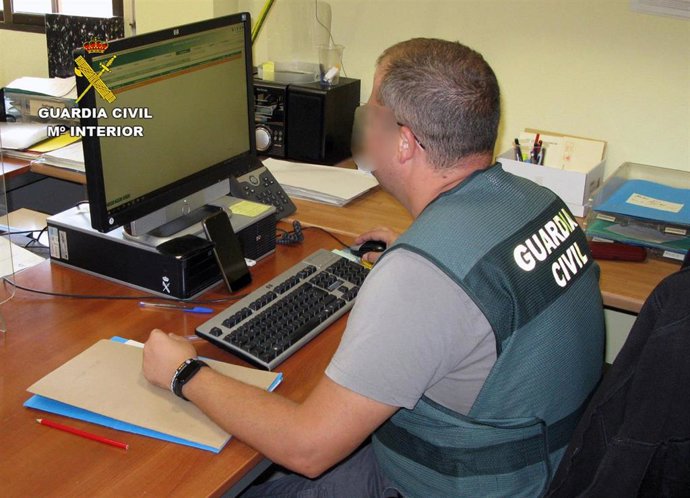 La Guardia Civil Desmantela Un Grupo Criminal Dedicado A Estafas A Través De Clínicas Dentales