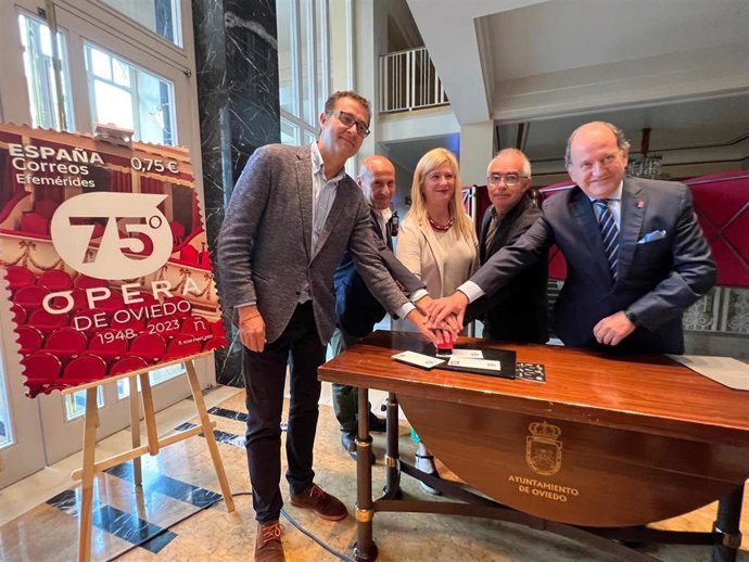 Presentación del Sello dedicado a la Ópera de Oviedo