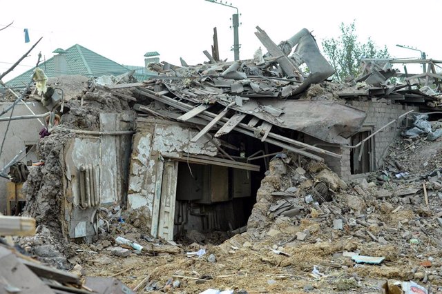 Una vivienda de Zaporiyia destruida por los ataques