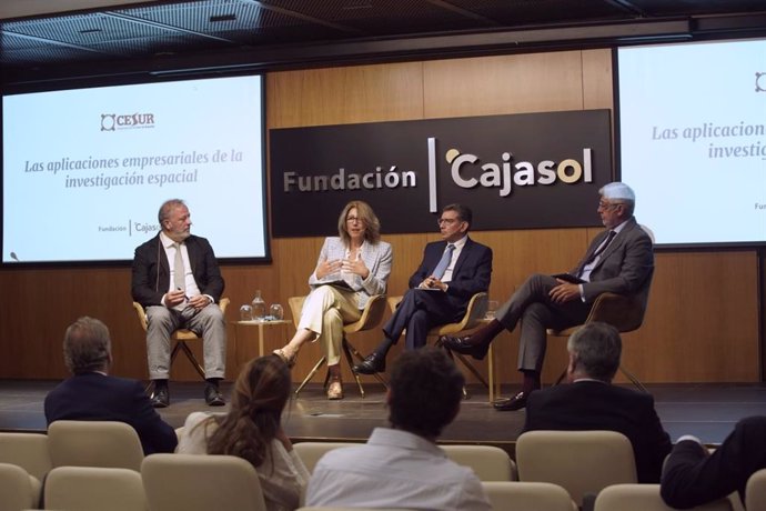 Celebración de las jornada 'Las aplicaciones empresariales de la investigación espacial' organizada por la Asociación de Empresarios del Sur de España (Cesur).