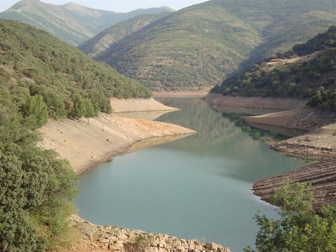 Archivo - Embalse de Mansilla en La Rioja