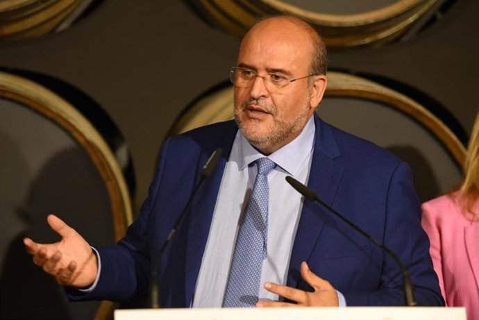 El vicepresidente de Castilla-La Mancha, José Luis Martínez Guijarro