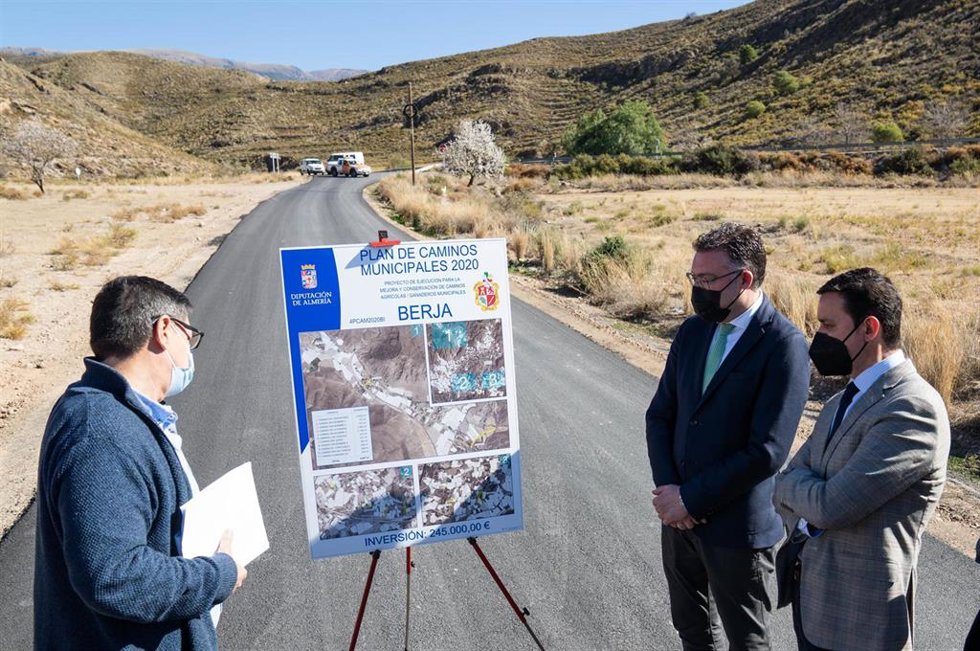 Archivo - Visita al municipio de Berja (Almería)