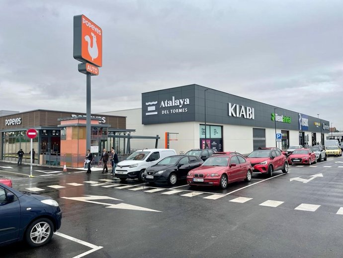 Instalaciones del Parque Comercial Atalaya del Tormes.
