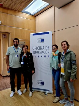 Representantes de los centros riojanos seleccionados como Escuelas Embajadoras