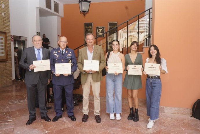 Entrega de los IX Premios de Compromiso Empresarial de la US a Bidafarma, Aturem y GGT.