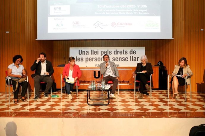 Imatge de la jornada 'Una llei catalana pels drets de les persones sense llar'