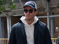 ¡Retoma su vida! Íñigo Onieva vuelve al trabajo... ¿con el anillo de compromiso de Tamara Falcó?