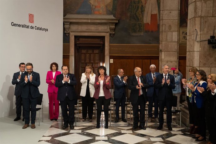 Els consellers del Govern en solitari d'ERC presidit per Pere Aragons en l'acte de presa de possessió dels nous membres de l'Executiu.