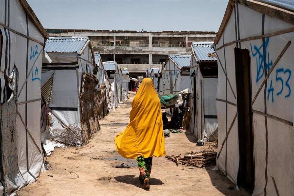 Miriam, de 16 años, vive en un campamento para desplazados internos en Borno, Nigeria
