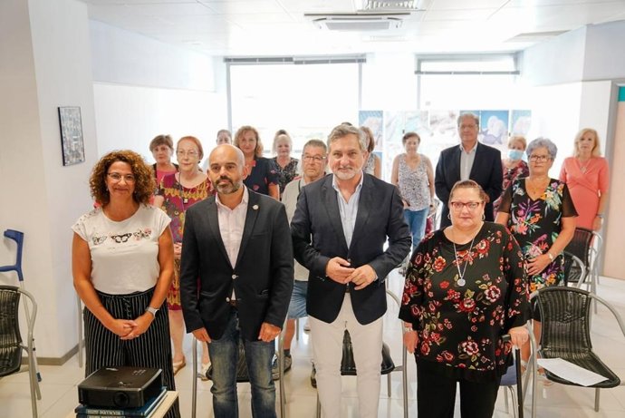 Angel Escobar en el acto de Afial